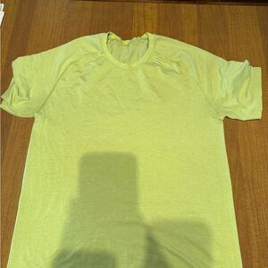 Men’s Lululemon Metal Vent Tech short sleeve